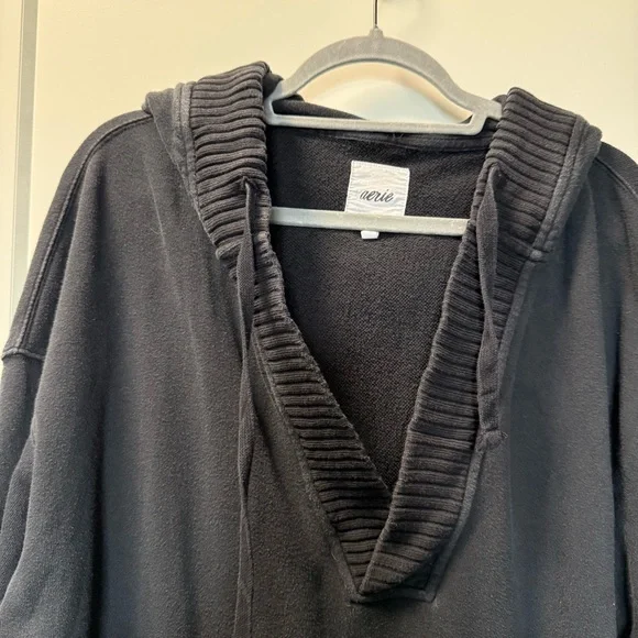 Aerie Oversized Deep V-Neck Black Hoodie Heavyweight Athleisure Neutral Pullover - Picture 2 of 5